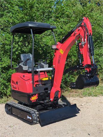 ME20 Mini Excavator - Yanmar Diesel Engine