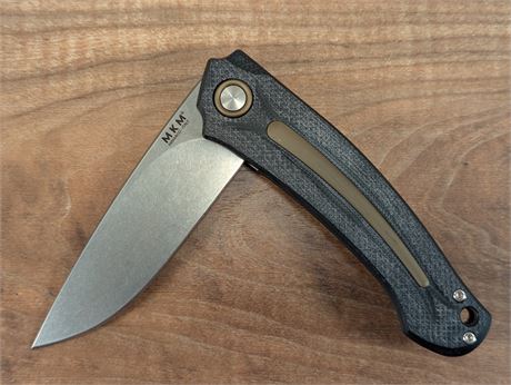MKM Folding Knife with Carrying Case