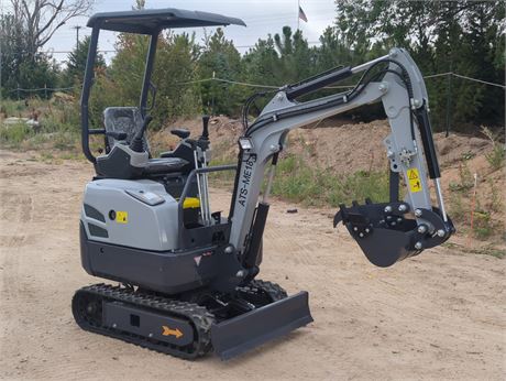 ATS-ME18 Mini Excavator - Gas Engine